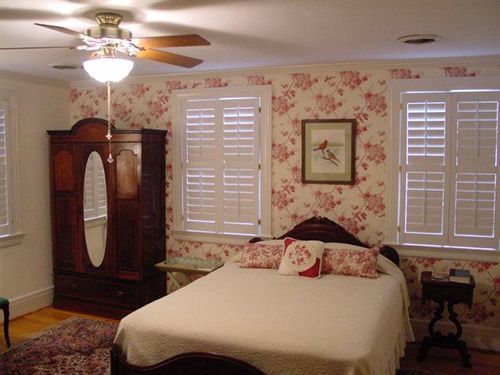 Fuquay Mineral Spring Inn & Garden 외부 사진